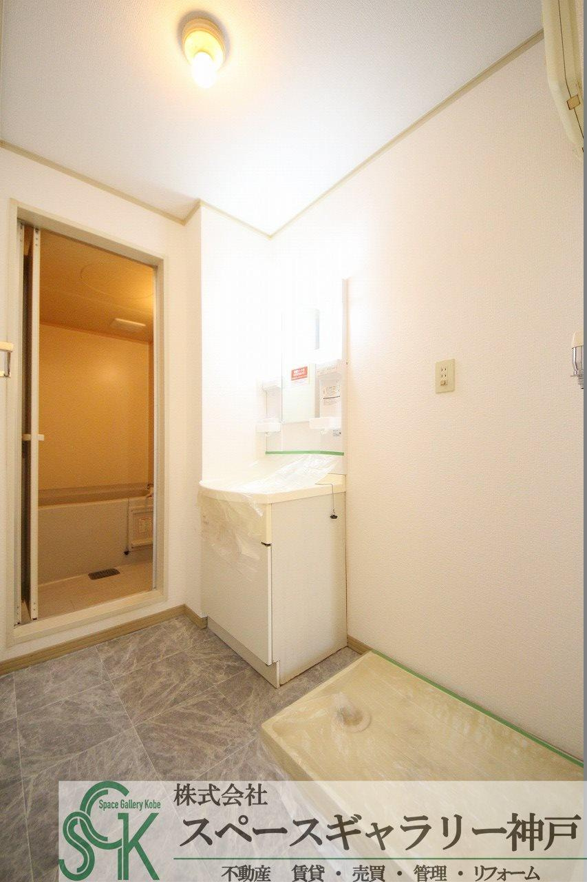 グランドール谷田川の洗面所|※お部屋により仕様が異なる場合があります※