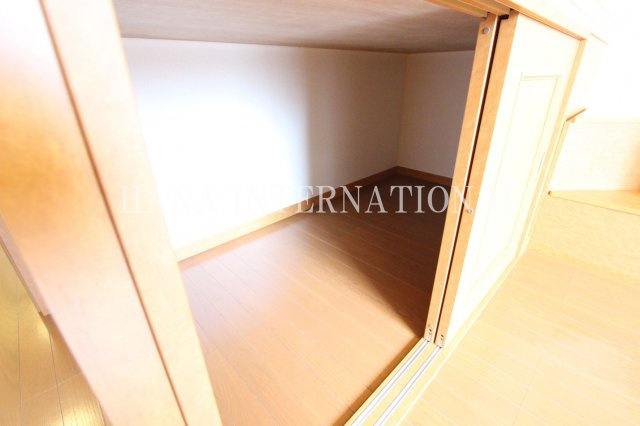 レオパレスサンライズ上沢の寝室