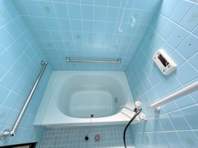 生駒市俵口町戸建（1513-3）の浴室