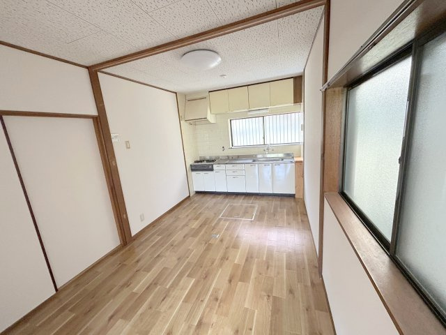 生駒市俵口町戸建（1513-3）の居間・リビング