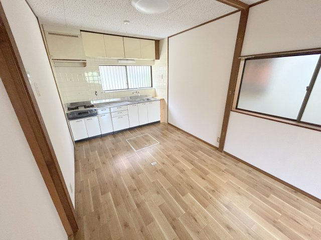 生駒市俵口町戸建（1513-3）の居間・リビング