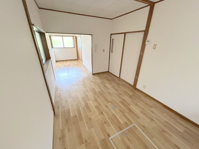 生駒市俵口町戸建（1513-3）の居間・リビング