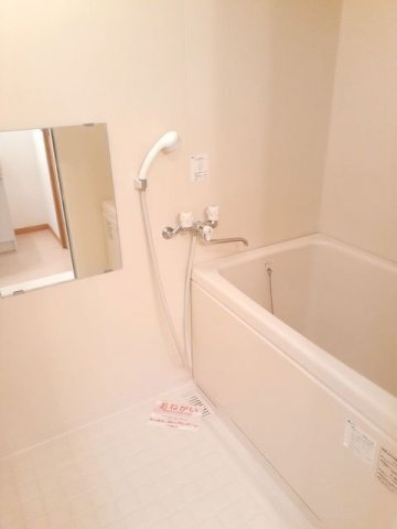 ヴィラエミネンス　Ｃの浴室