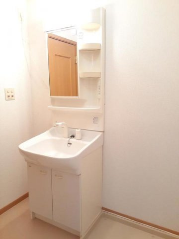 ヴィラエミネンス　Ｃの独立洗面台