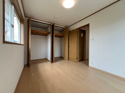 【洋室】 | 桂木１丁目　中古戸建 | 洋室約6.0帖　