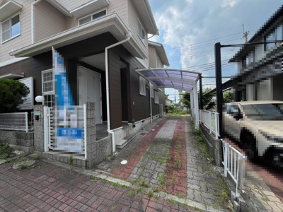 【駐車場】 | 桂木１丁目　中古戸建 | カーポート付きで2台駐車可能です。