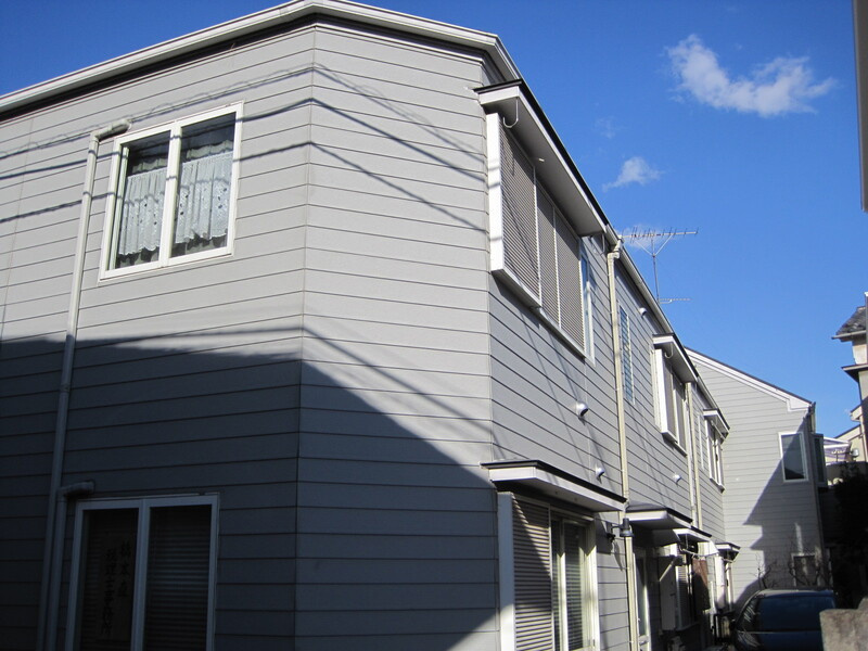 新宿区中井２丁目のアパートの外観