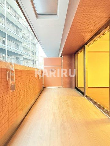 プレジオ梅田のバルコニー