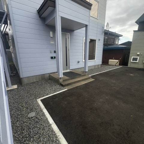 ハイム若草の玄関