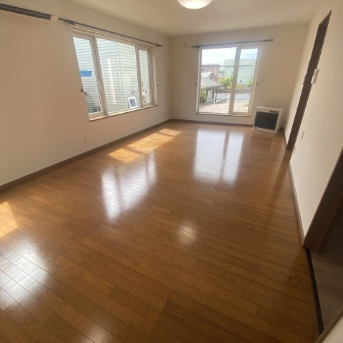 ハイム若草の居間・リビング