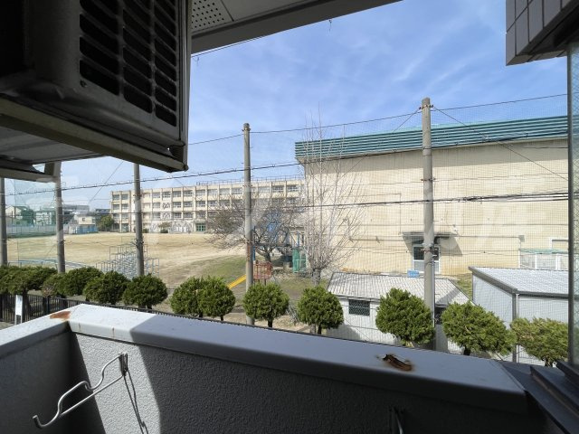 ラ・メゾン中小阪の展望