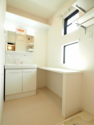 コモド　ガーデンの洗面所