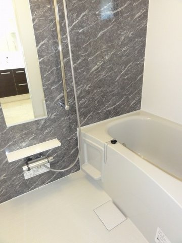 ツインズグレース　Ｂの浴室