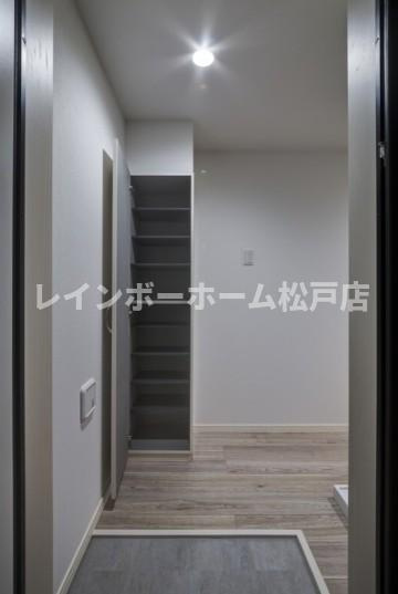 仲介手数料（賃料の1.10ヵ月）の50％OFF対象物件！の玄関