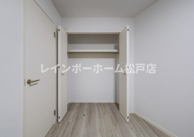 仲介手数料（賃料の1.10ヵ月）の50％OFF対象物件！の収納