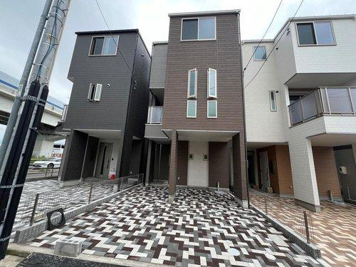 西区観音新町３丁目の外観|ＺＥＨ水準の省エネ住宅☆彡南西向き♪宅配ＢＯＸ完備！
オール電化住宅☆ＷＩＣ付き！