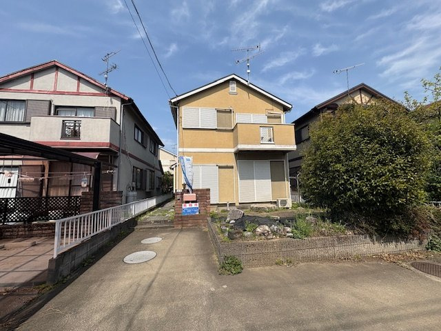 神川町大字植竹　中古780の前面道路含む現地写真