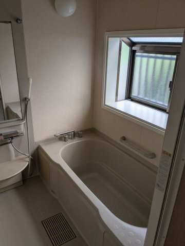 中古戸建　神戸町　平屋の浴室