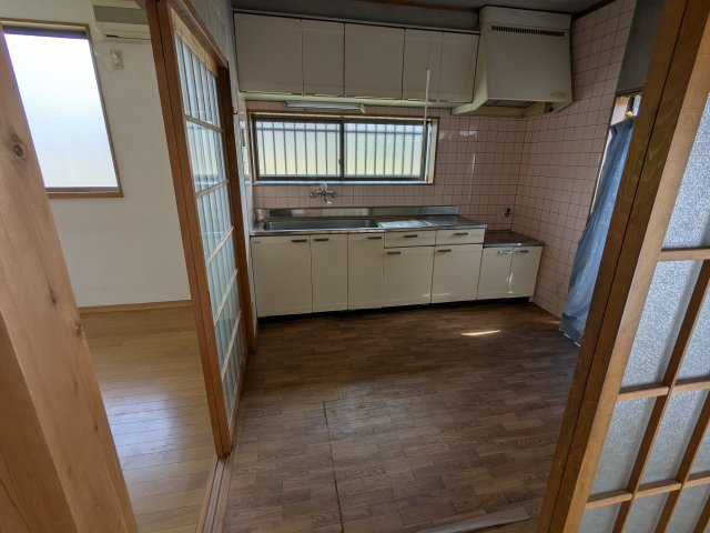 中古戸建　神戸町　平屋の居間・リビング