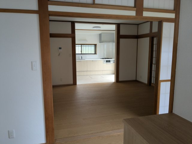 中古戸建　神戸町　平屋の居間・リビング