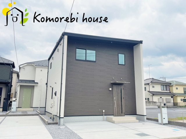 北本市西高尾　第1期　新築一戸建て　リナージュ　09の外観|耐久性に優れたサイディング貼りの外観。雨風に強く、汚れにくい素材で美しさが長持ちします。日々のメンテナンス負担を軽減し、家族の暮らしをしっかり守る安心の新築住宅です。