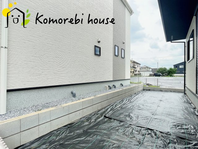 北本市西高尾　第1期　中古一戸建て　リナージュ　09の庭|休日にはお子様とボール遊び、平日は洗濯物を干しながらほっと一息つける、家族の憩いのスペースです。