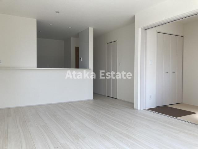 グラファーレ4268河北町谷地第2の居間・リビング