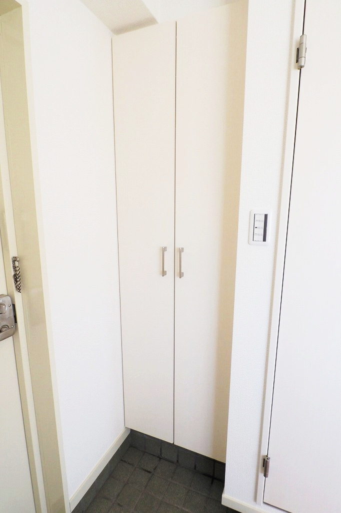 吉村ハイツⅠの玄関