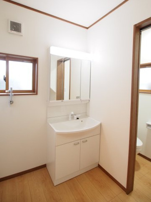 【独立洗面台】 | 中古戸建　大山島向リセット住宅