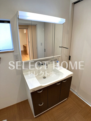 【独立洗面台】 | 真伝町清水谷戸建 | 朝の身支度には欠かせない独立洗面化粧台