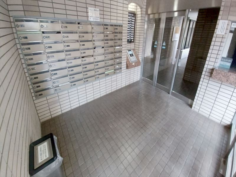 ライオンズマンション東松山のエントランス