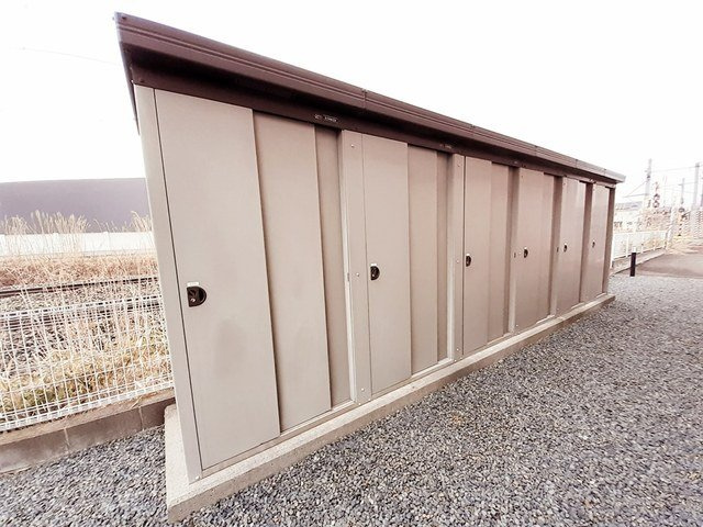 アパルトマン・エムのその他