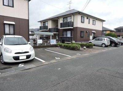 【駐車場】 | ラフィネ・香嵐 B棟