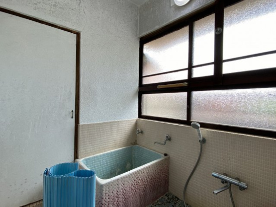 【浴室】 | 伊東市大原3丁目　古家付土地