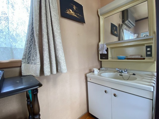 【洗面所】 | 伊東市大原3丁目　古家付土地