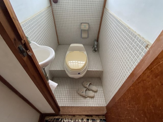 【トイレ】 | 伊東市大原3丁目　古家付土地