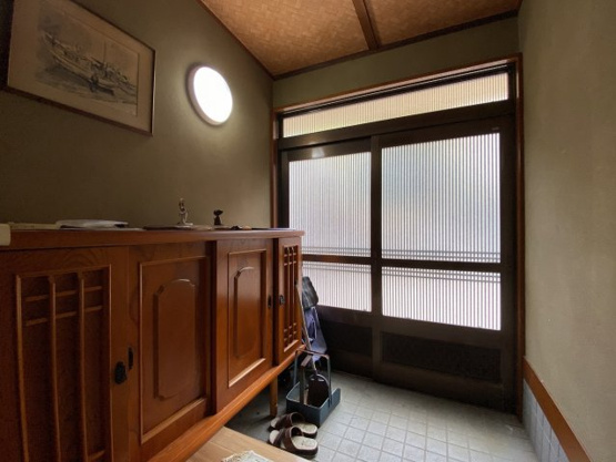 【玄関】 | 伊東市大原3丁目　古家付土地