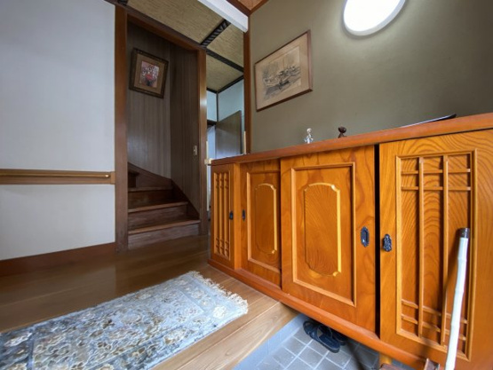 【玄関】 | 伊東市大原3丁目　古家付土地