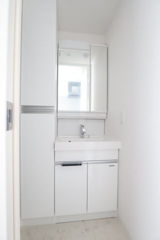 大阪市都島区都島北通１丁目の賃貸マンションの独立洗面台