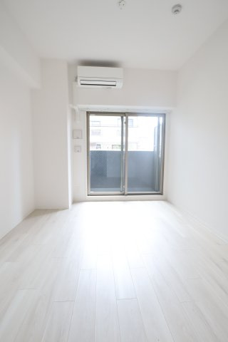 大阪市都島区都島北通１丁目の賃貸マンションの居間・リビング