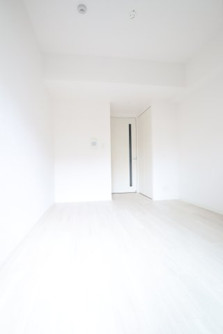 大阪市都島区都島北通１丁目の賃貸マンションの洋室