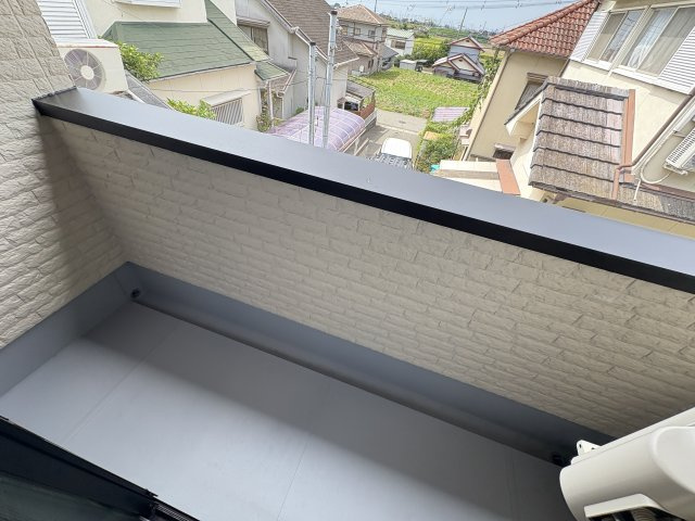 稲美町国北アパートのバルコニー