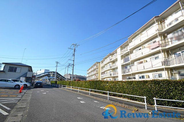 茅ヶ崎グリーンハイツ　2号棟の外観