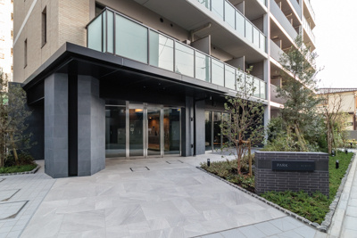 中野区東中野３丁目の賃貸マンションのエントランス