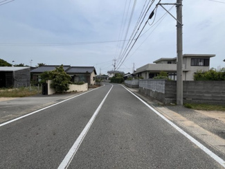 【前面道路含む現地写真】