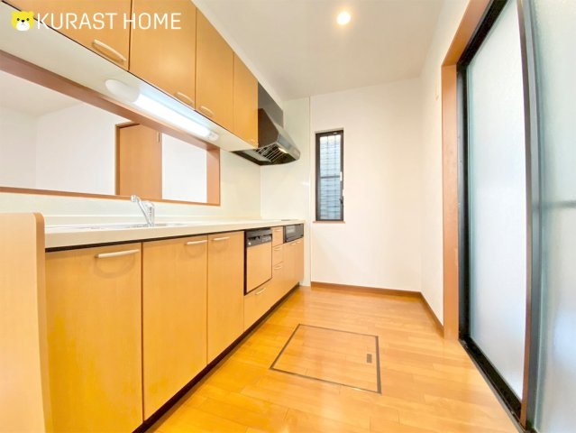 京都市伏見区久我西出町　中古戸建のキッチン