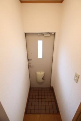 【玄関】 | ピエデルモンテ