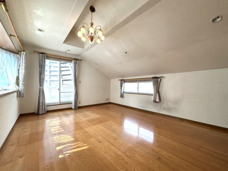 【洋室】 | 金沢区六浦南5丁目 | 2階洋室 12.1帖