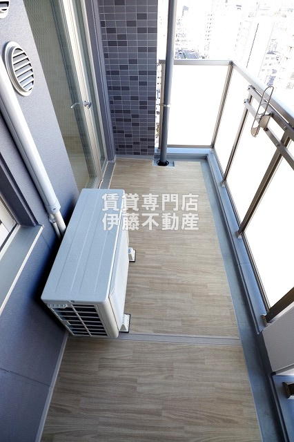 CREST TAPP志賀本通のバルコニー