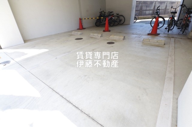 コートデリヴィエール上飯田の駐車場